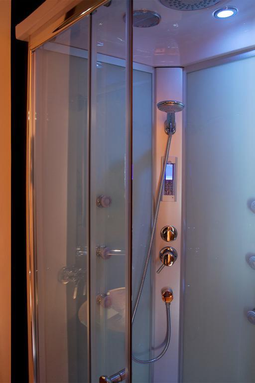 Locus Amoenus Luxury Rooms Terlizzi Habitación foto